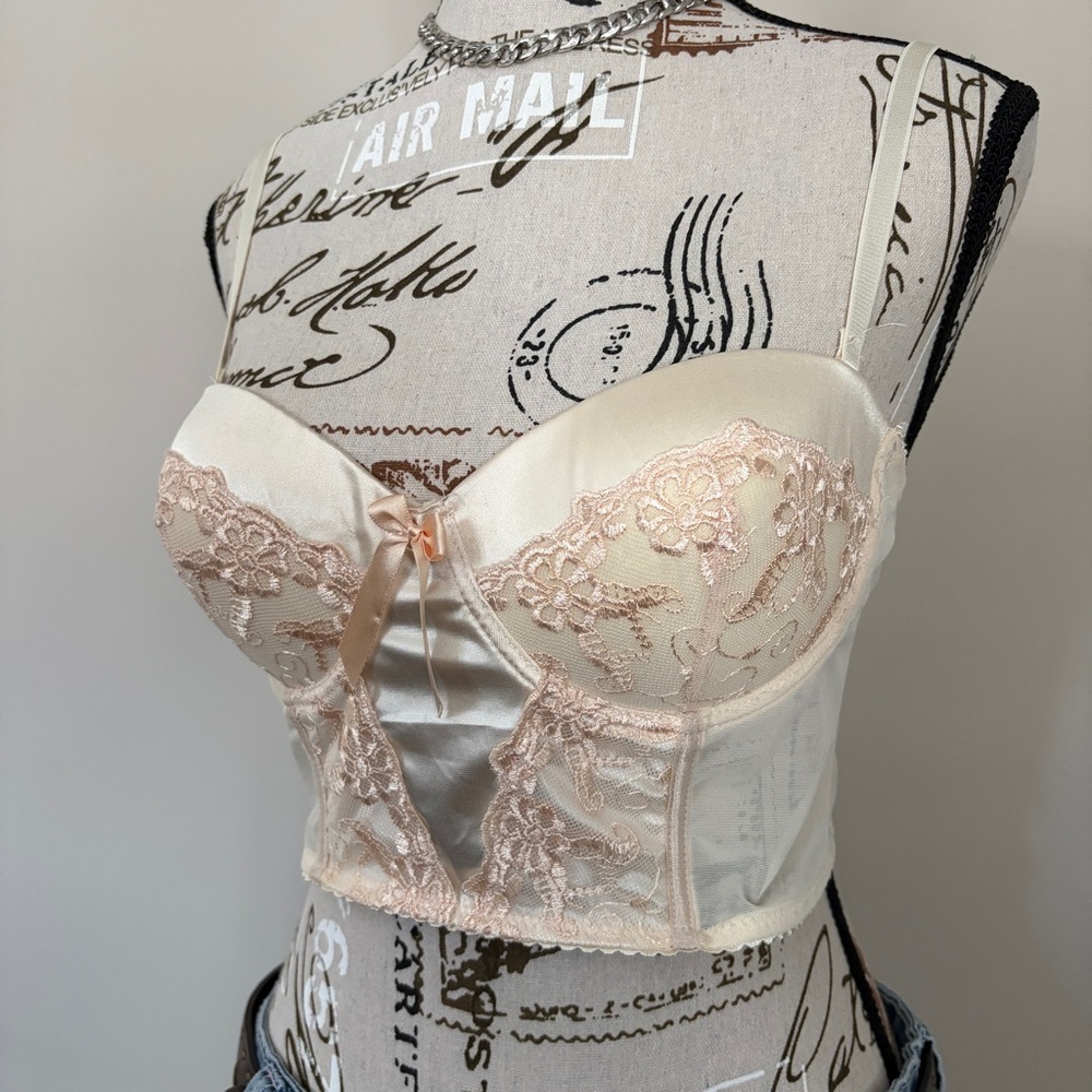 Vintage Y2K cream lace mesh coquette girl bralette top